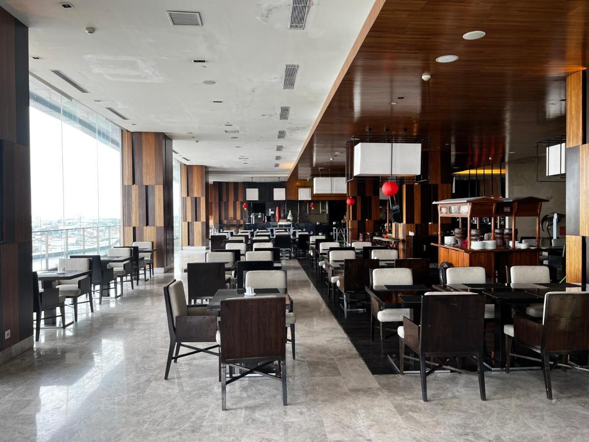 Po Hotel Semarang Eksteriør billede