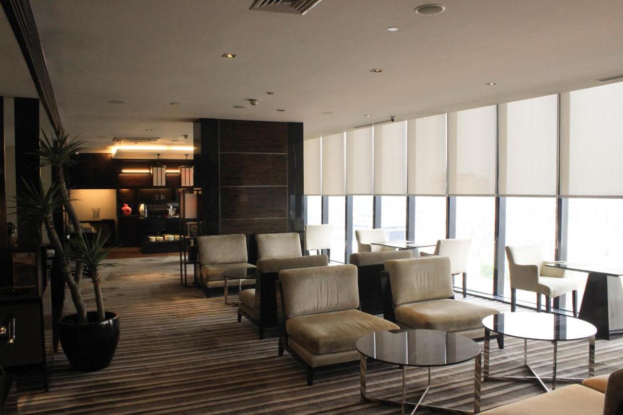 Po Hotel Semarang Eksteriør billede
