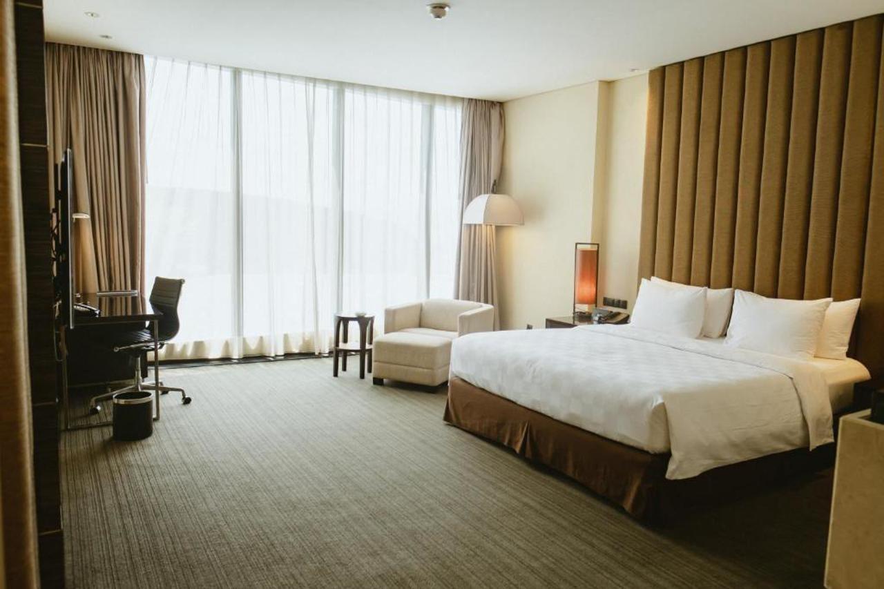 Po Hotel Semarang Eksteriør billede