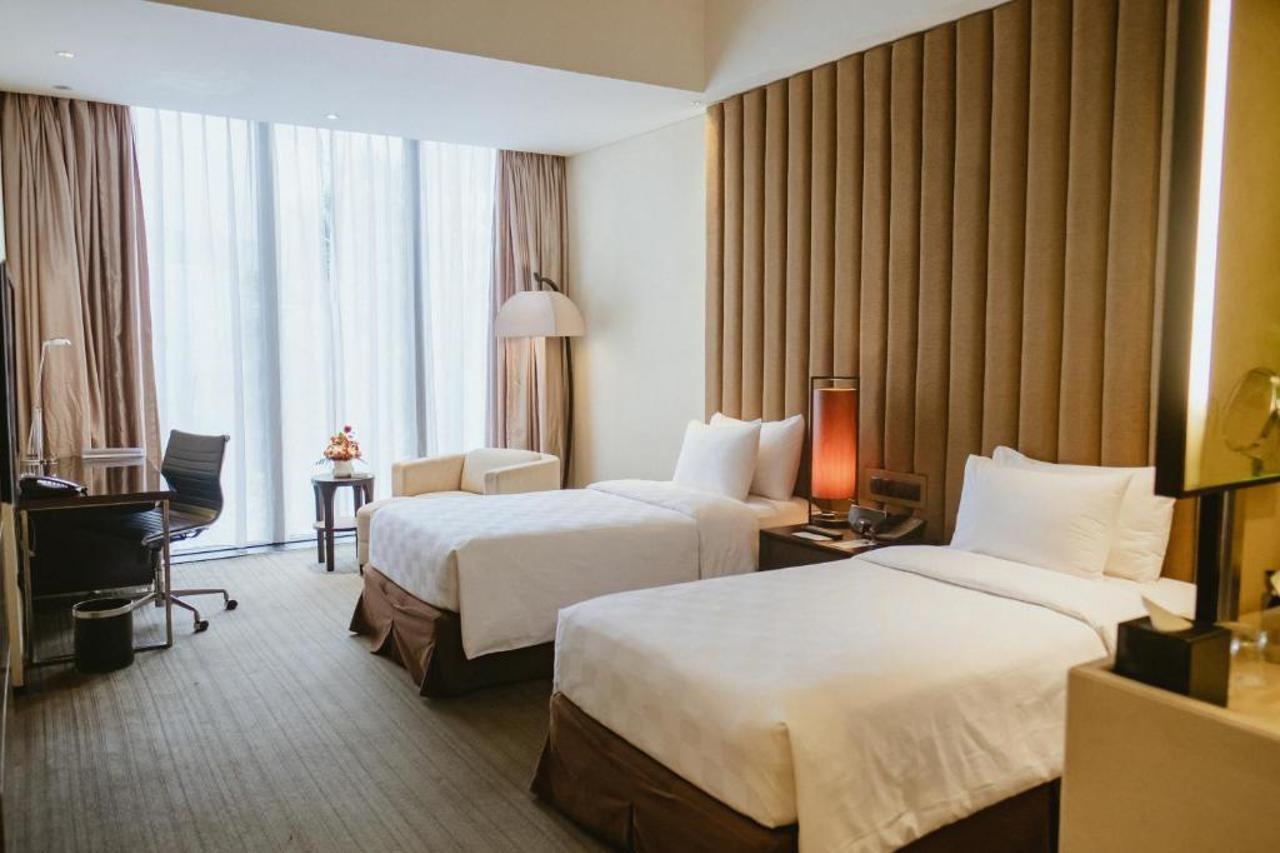 Po Hotel Semarang Eksteriør billede