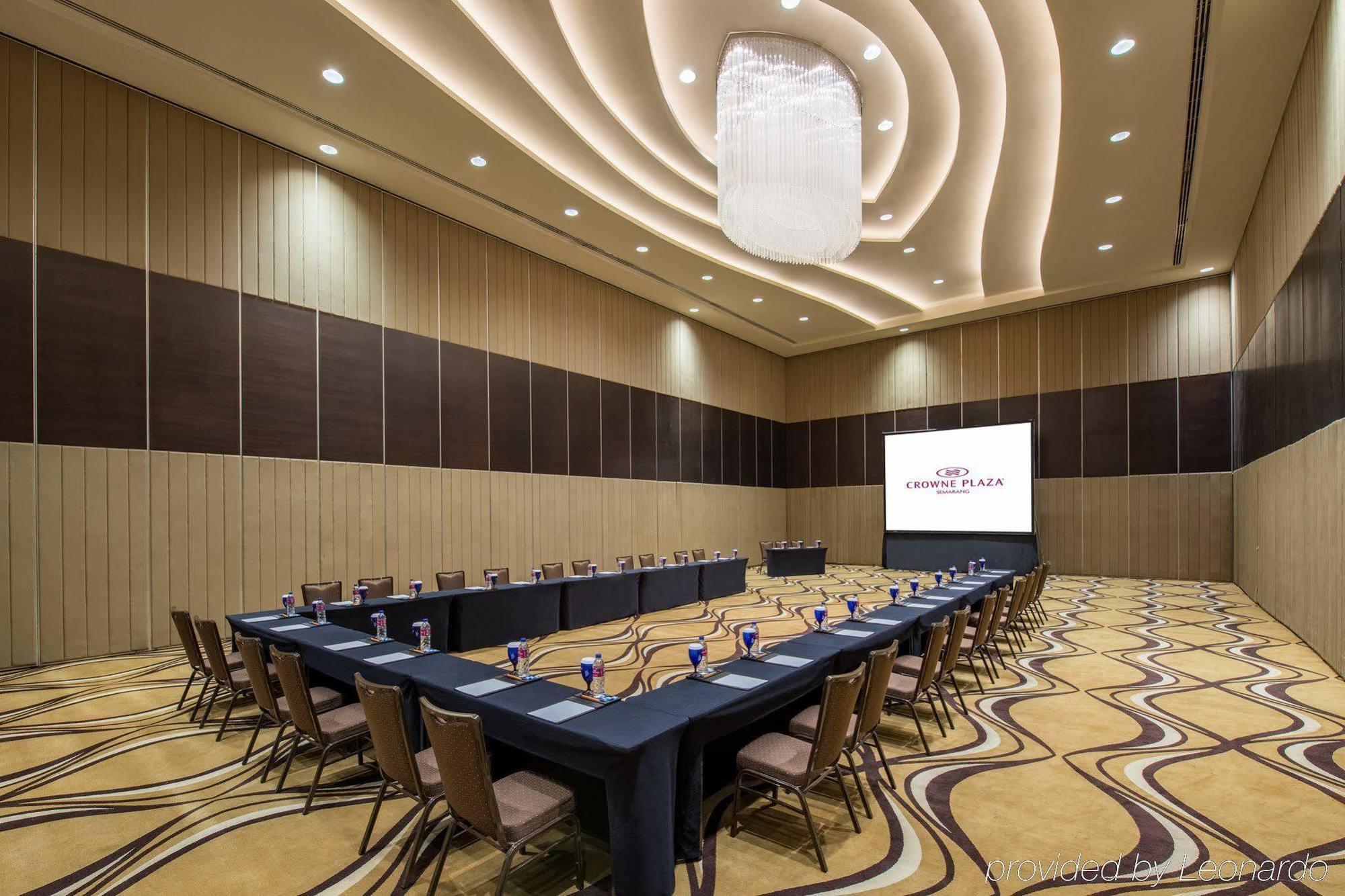 Po Hotel Semarang Eksteriør billede