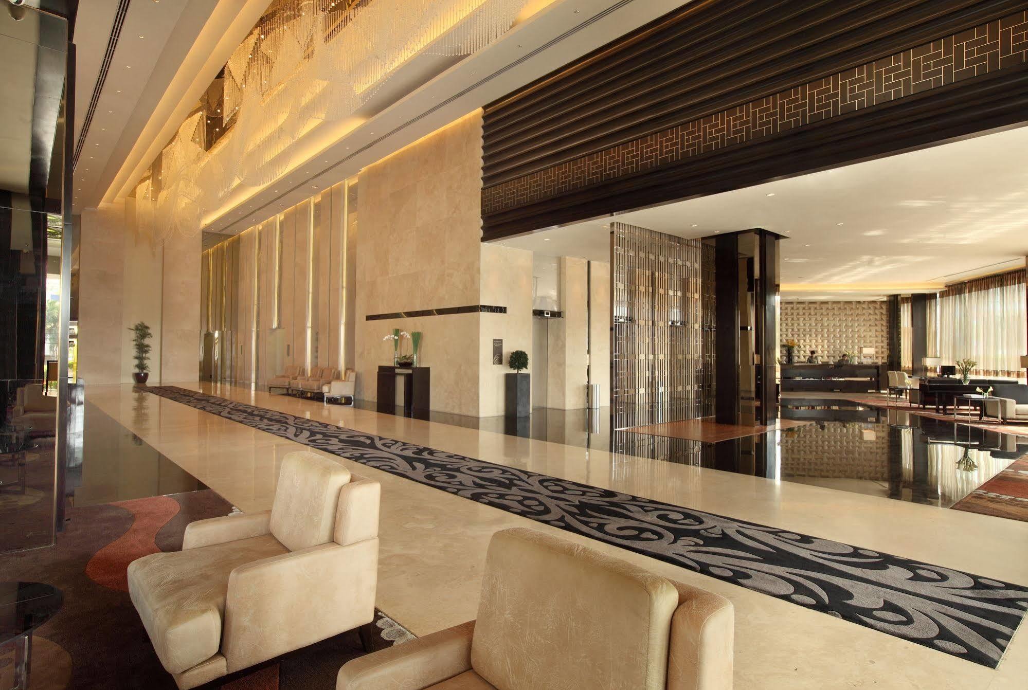 Po Hotel Semarang Eksteriør billede