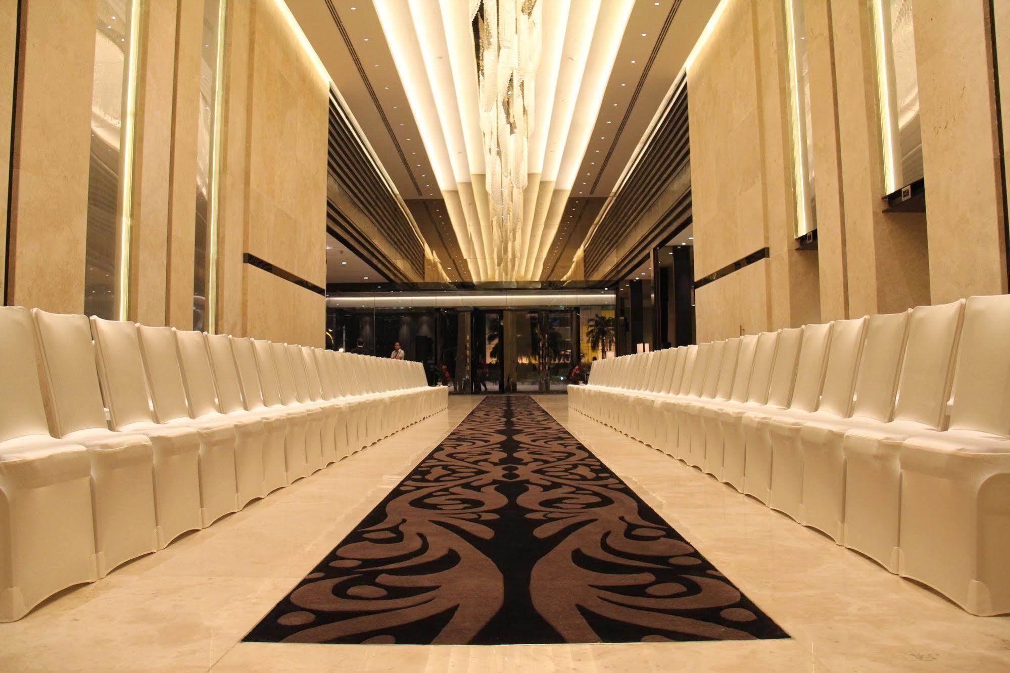Po Hotel Semarang Eksteriør billede